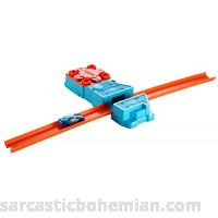 Hot Wheels Track Builder Booster Pack Playset B07CGKZSCF